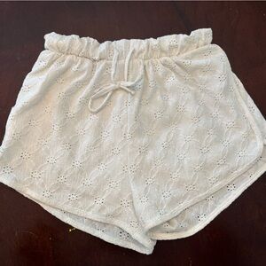 White Zara shorts